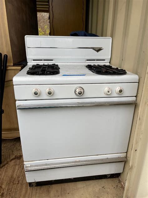 1940s dixie gas stove